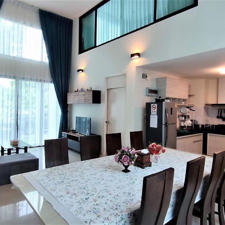Вилла Family House @ Casa Seaside Rayong Бан-Чак-Пхай Экстерьер фото