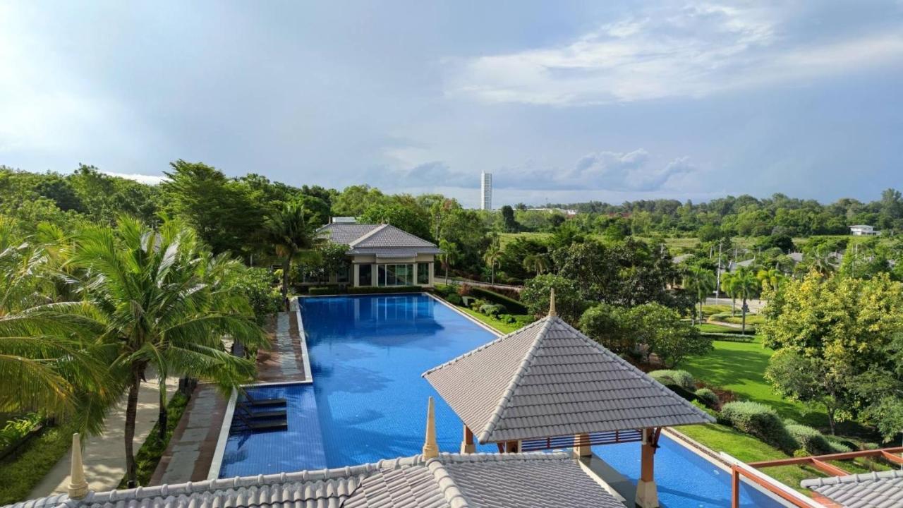 Вилла Family House @ Casa Seaside Rayong Бан-Чак-Пхай Экстерьер фото